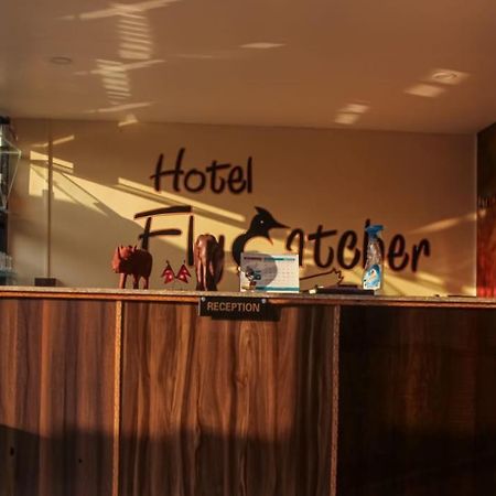 Hotel Flycatcher Chitwan- A Jungle Safari Home Sauraha Exterior foto