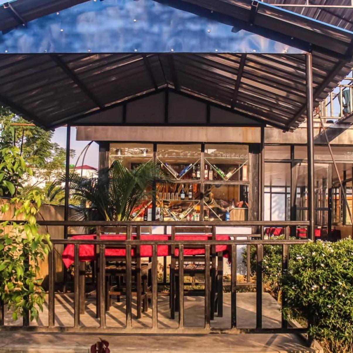 Hotel Flycatcher Chitwan- A Jungle Safari Home Sauraha Exterior foto